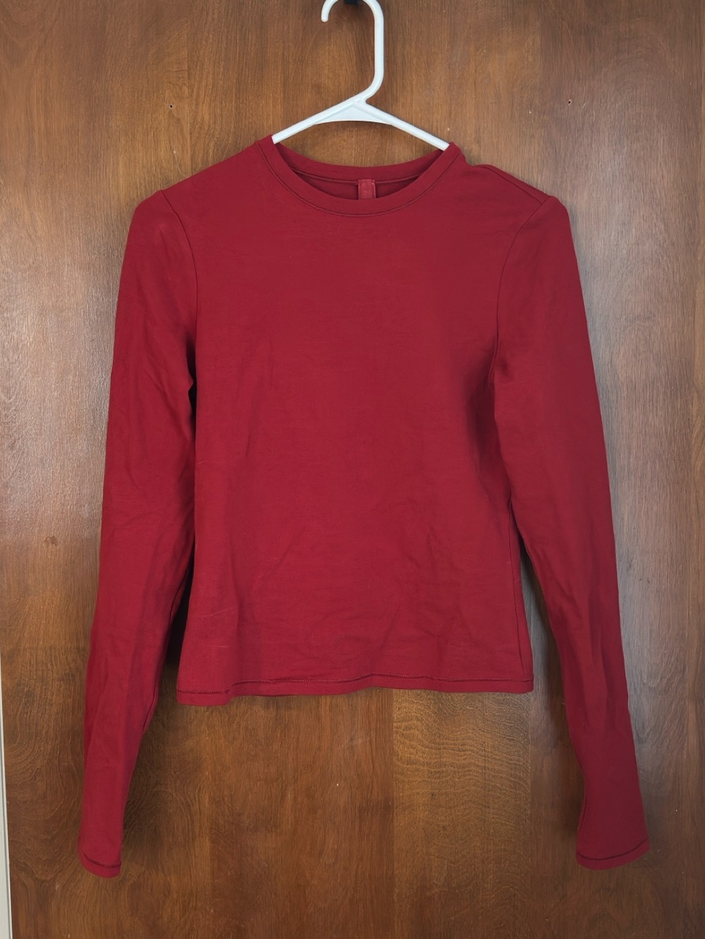 NWT SKIMS Cotton Jersey Long Sleeve T shirt (Brick color, size M)
